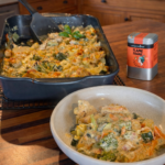 Cremiger Gnocchi-Auflauf mit Hähnchen & Gemüse